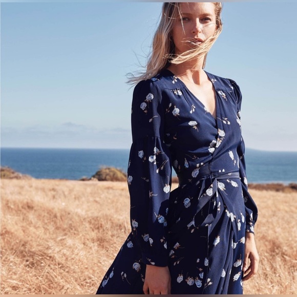 Christy Dawn Bergen Wrap Dress in Midnight Rose Navy Size Large - Picture 2 of 7